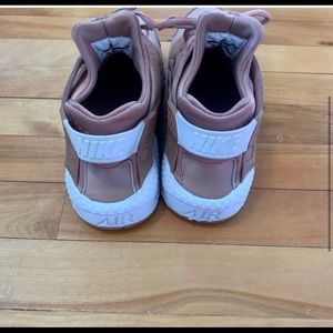 Nike Dusted Clay Air Huarache